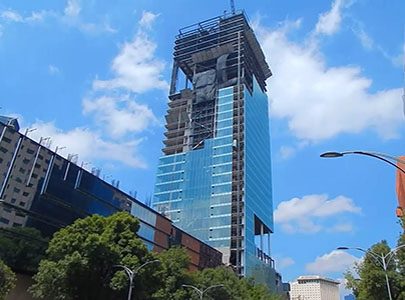 برج توره کوئارزو مجهز به سیستم میراگر اصطکاکی